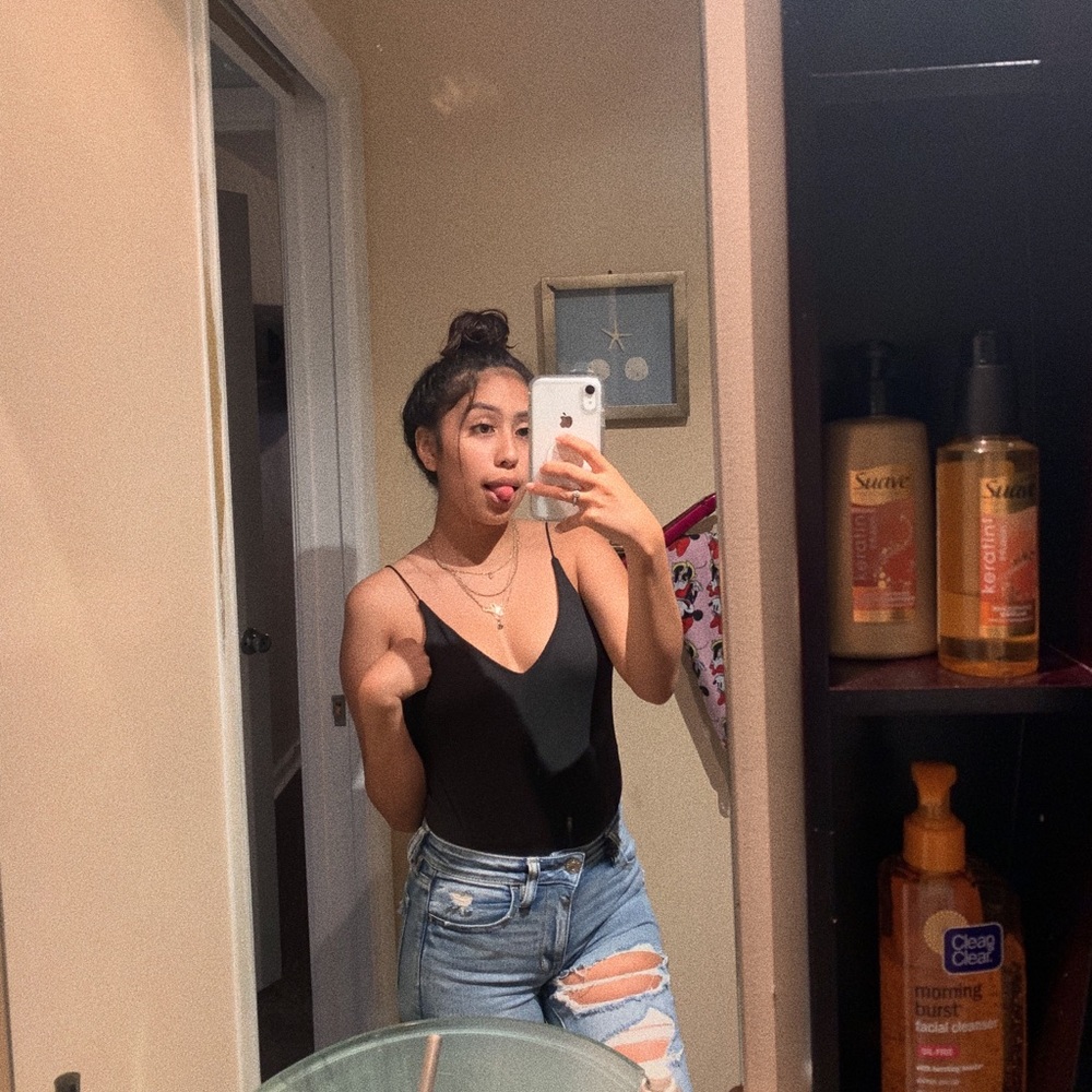 Meet your Posher, Juliana